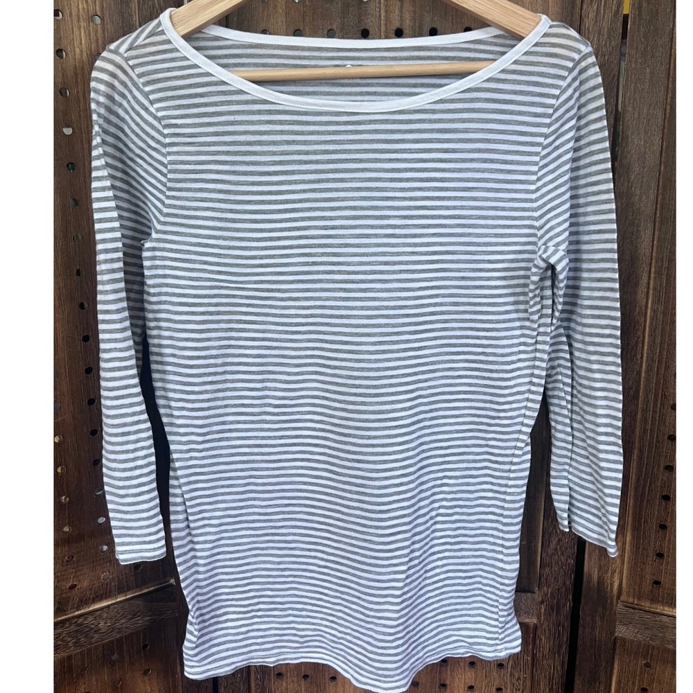 Three Dots Gray White Stripe 3/4 Sleeve T Shirt Size Medium Made in USA